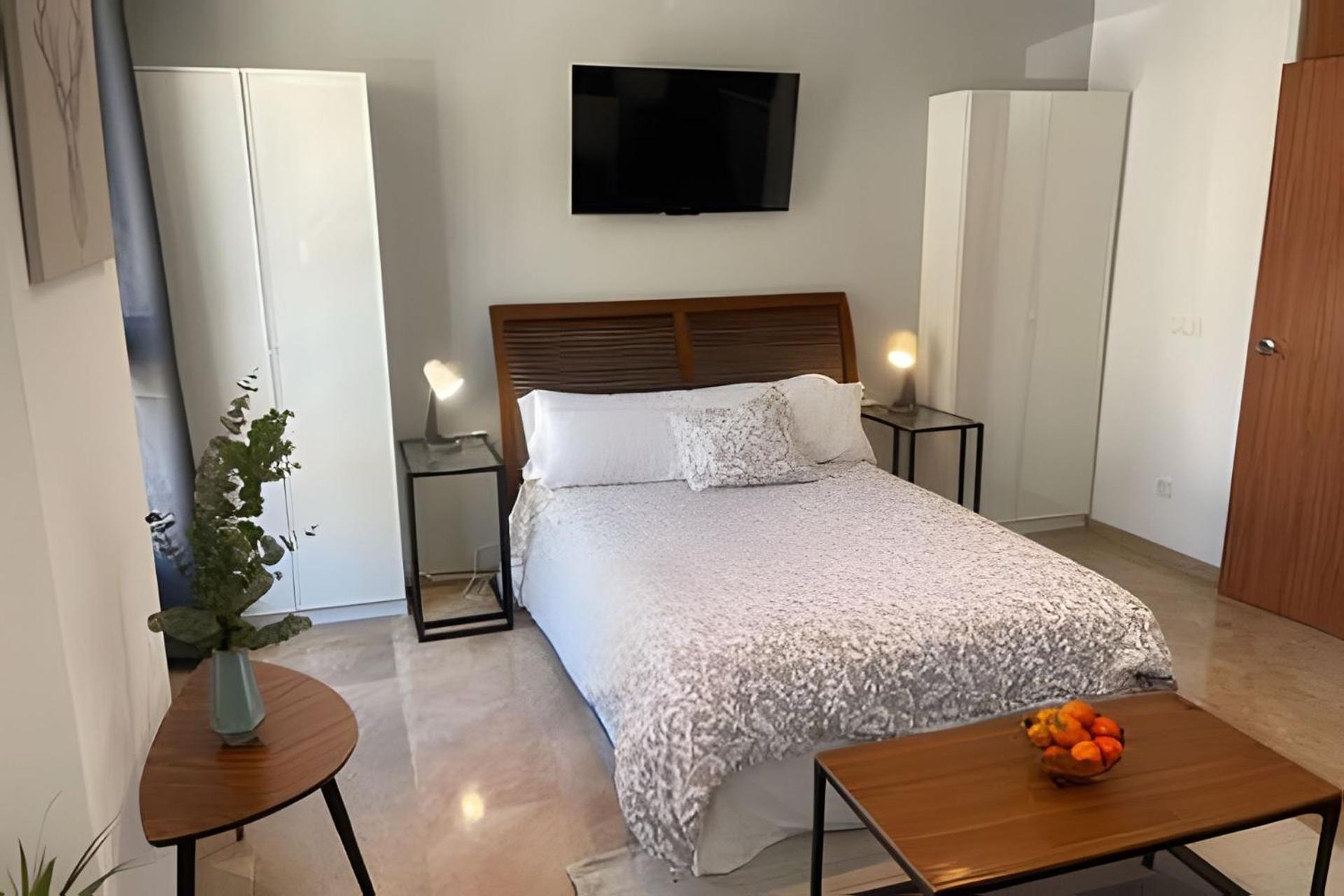 11 Nights Studios Valence Extérieur photo