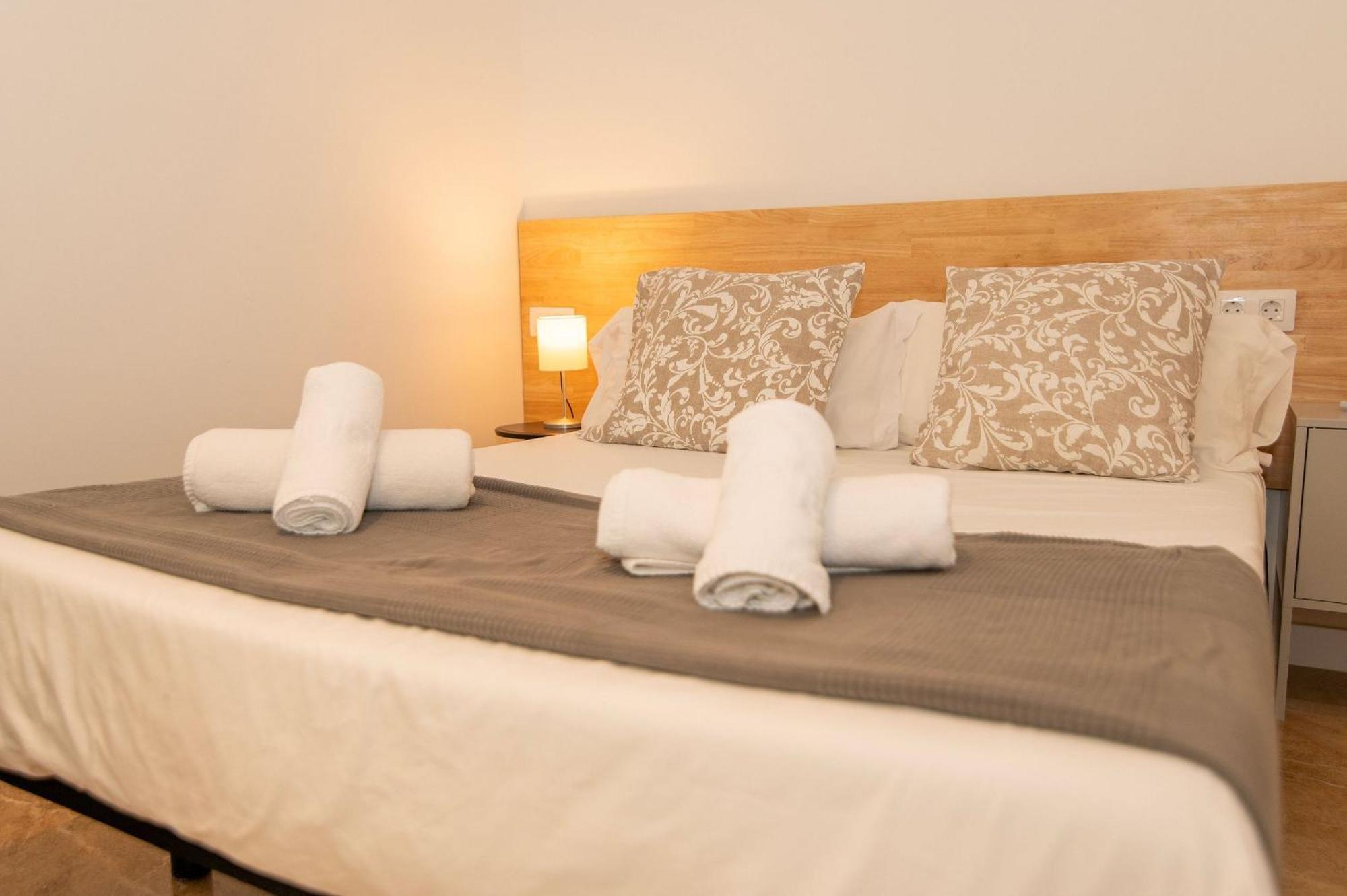 11 Nights Studios Valence Extérieur photo