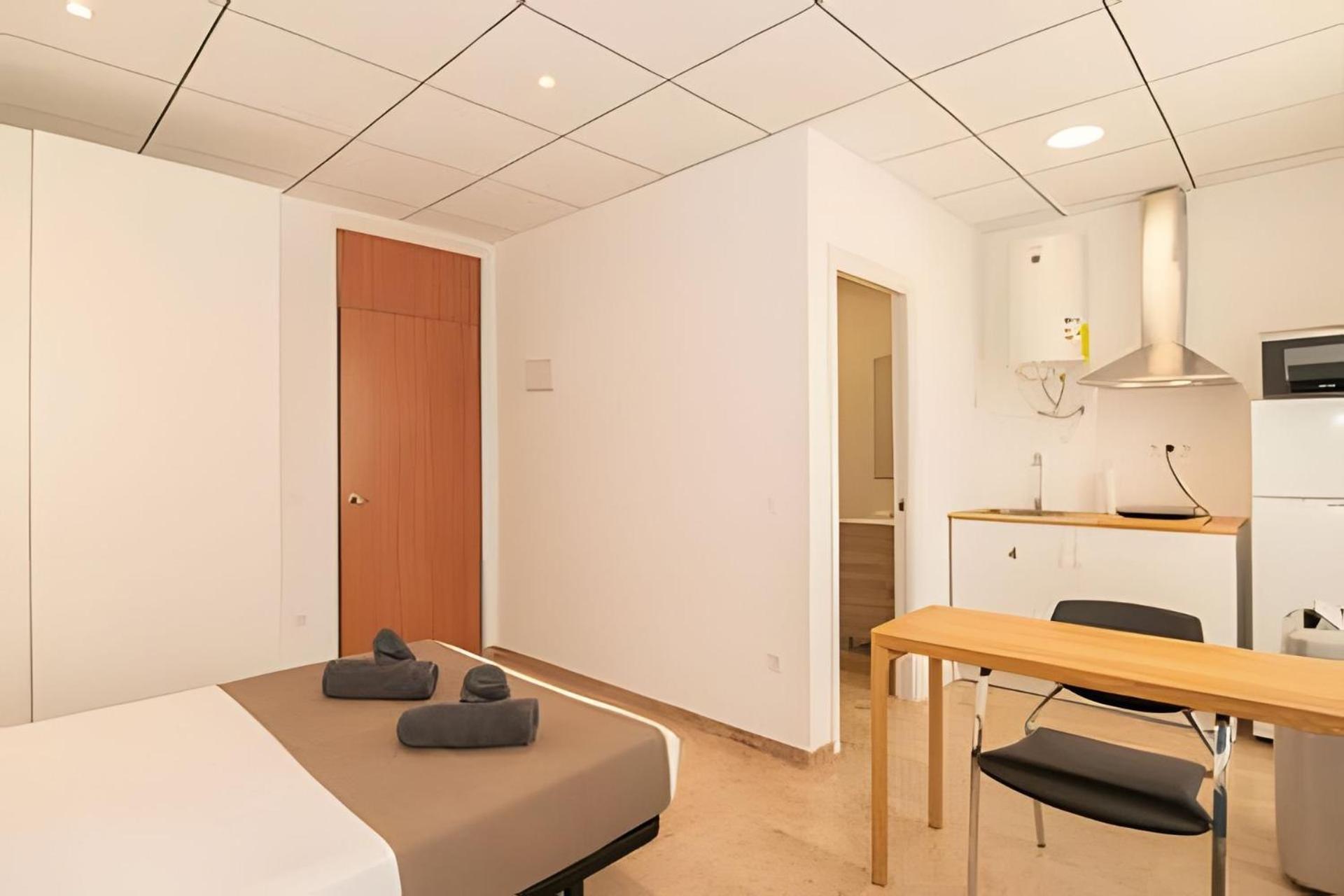 11 Nights Studios Valence Extérieur photo
