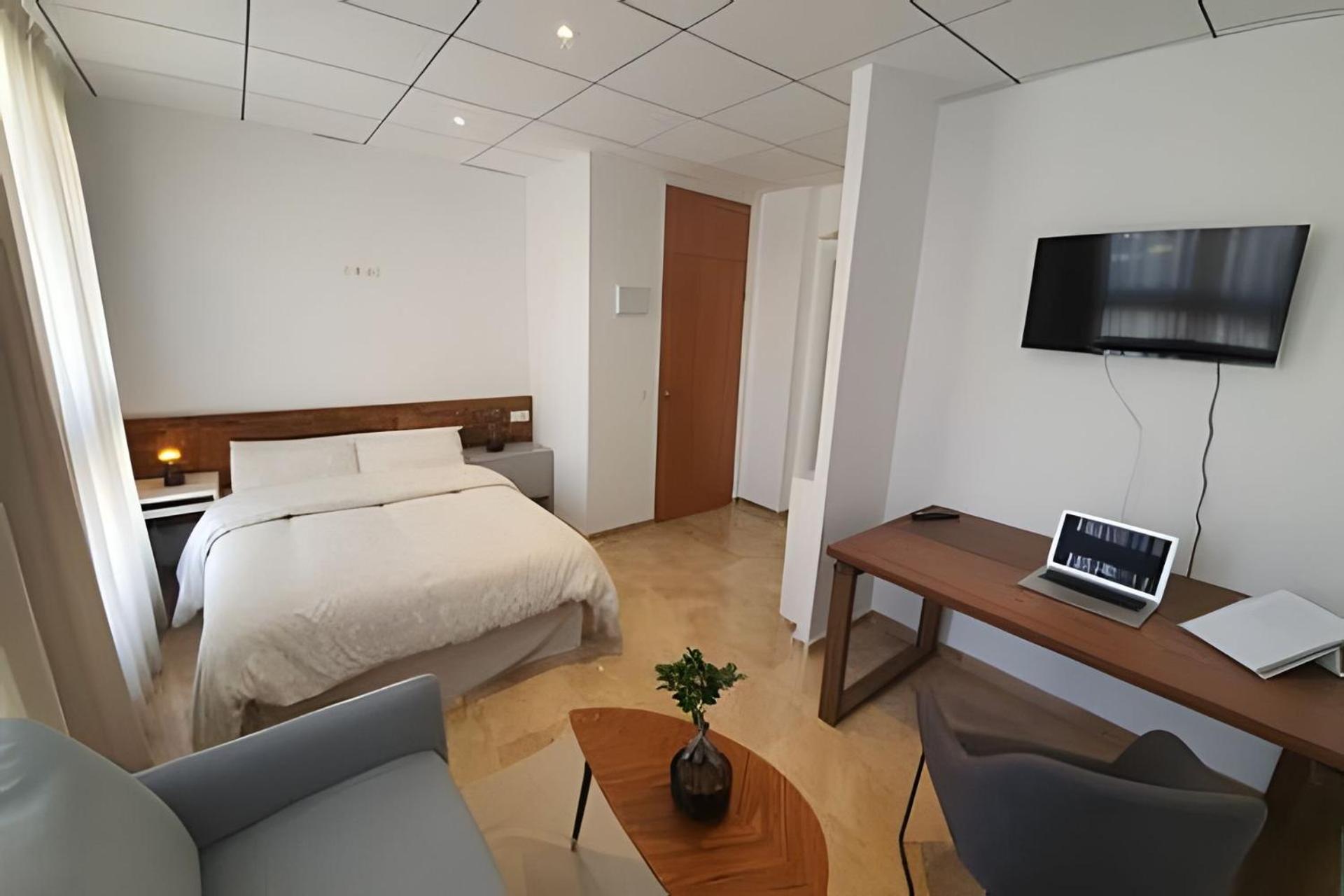11 Nights Studios Valence Extérieur photo